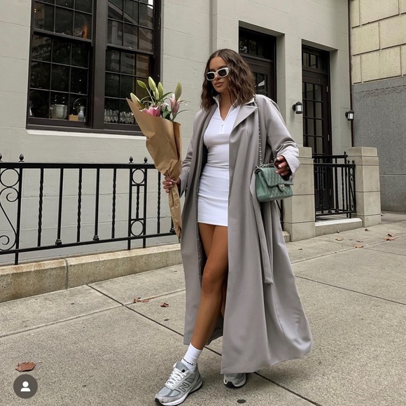 Dress (aritzia) - Picture 7 of 8